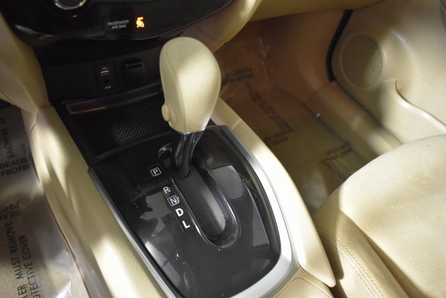 Used 2015 Nissan Rogue SV image 23