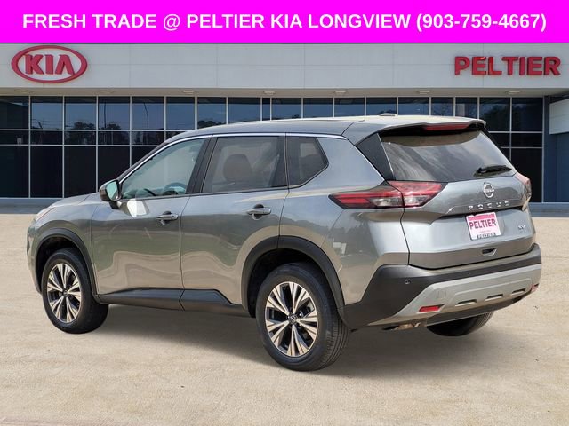 Used 2023 Nissan Rogue SV image 6