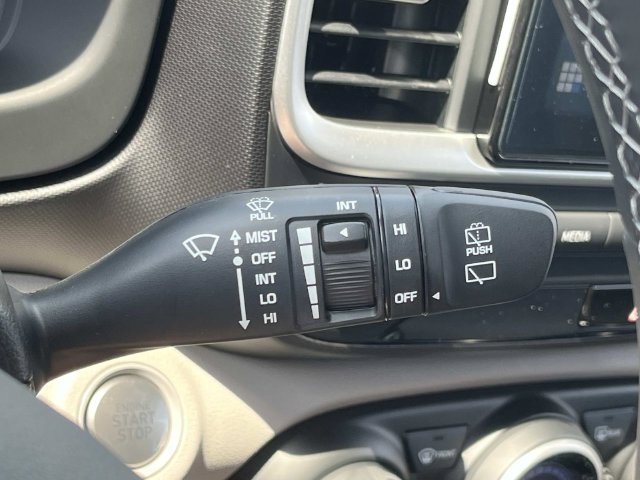 New 2026 Hyundai Venue SEL FWD image 36