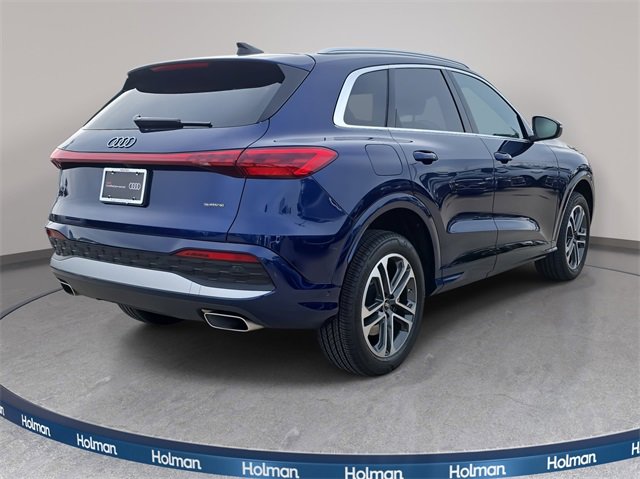 Certified 2025 Audi Q5 Premium w/ Convenience Package image 5