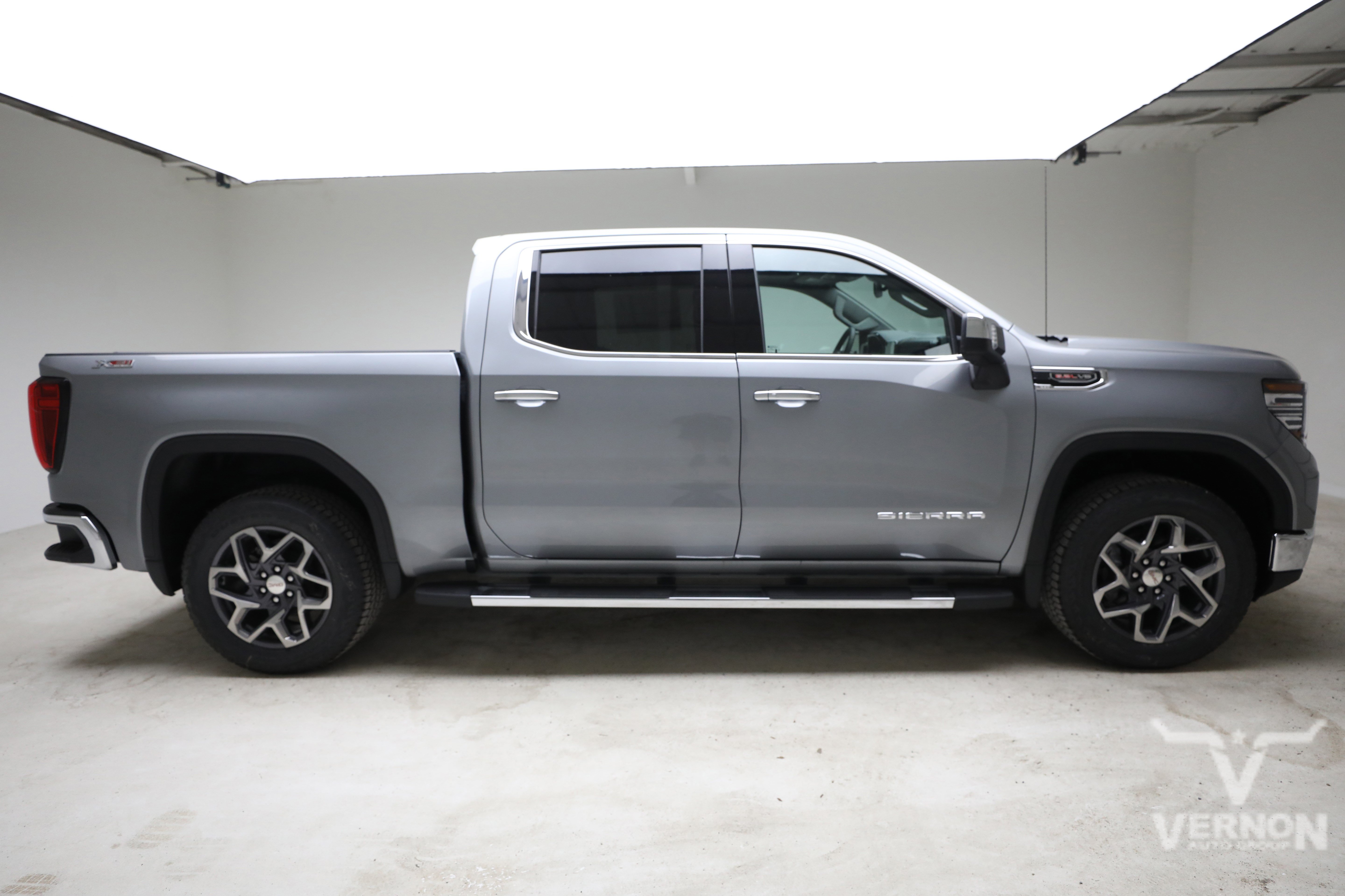 New 2026 GMC Sierra 1500 SLT w/ SLT Premium Plus Package AWD/4WD image 6
