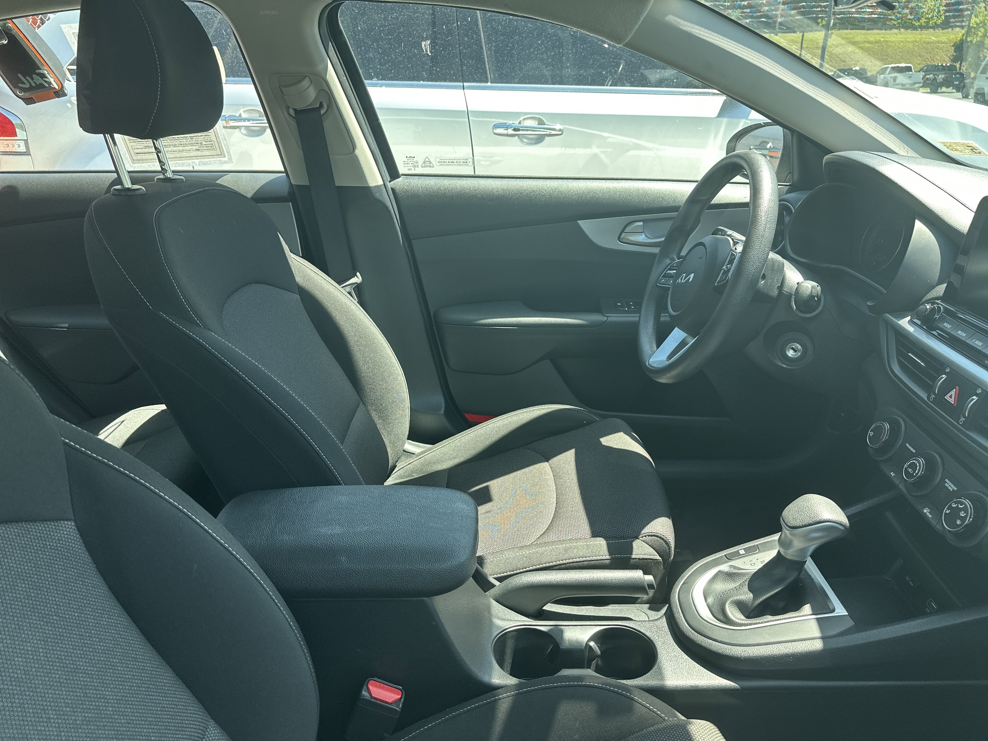Used 2024 Kia Forte LXS FWD image 9