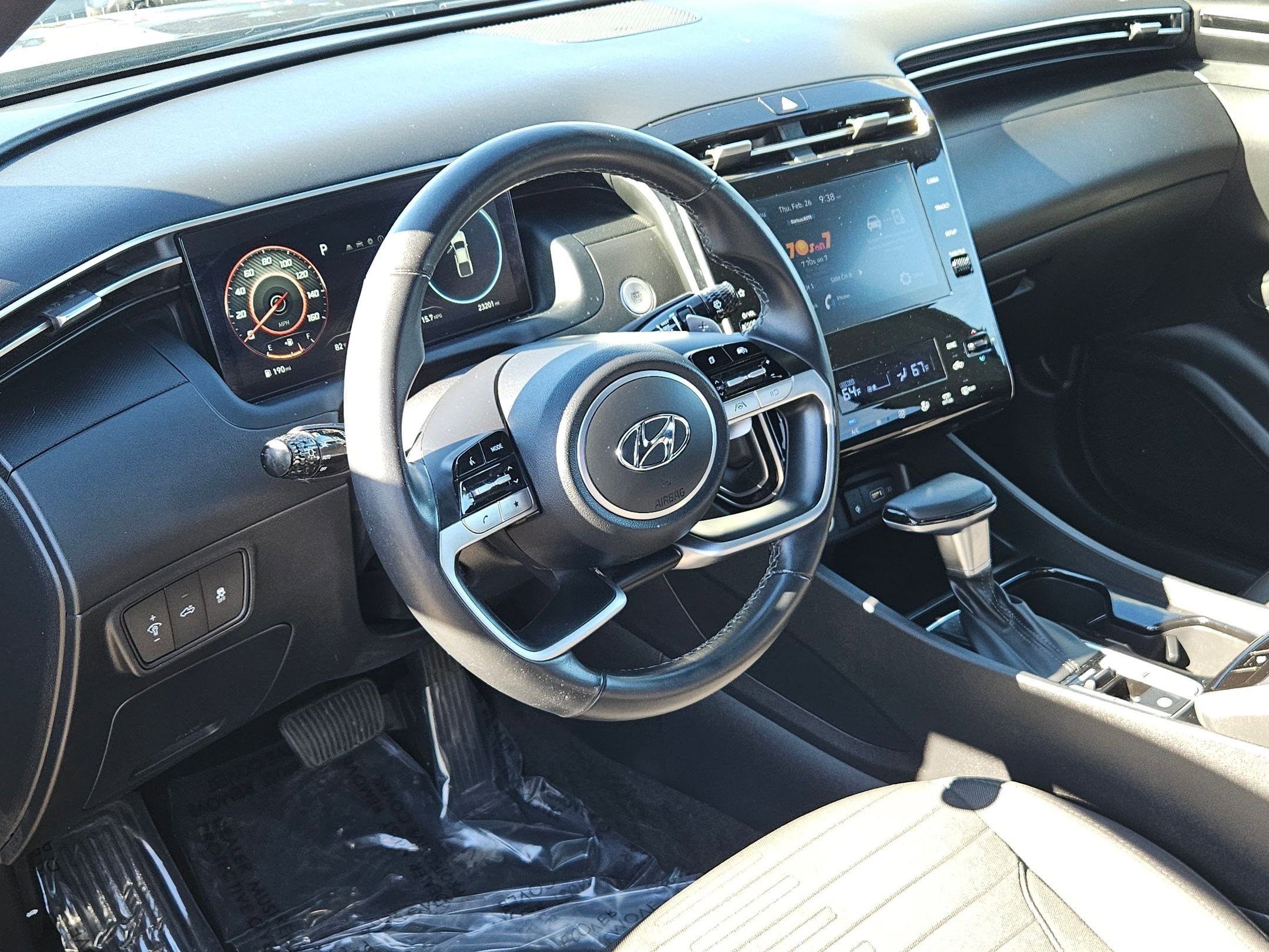 Used 2022 Hyundai Santa Cruz SEL Premium image 13