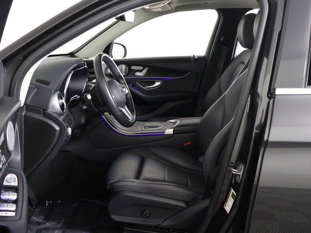 Used 2021 Mercedes-Benz GLC 300 4MATIC w/ Multimedia Package image 28