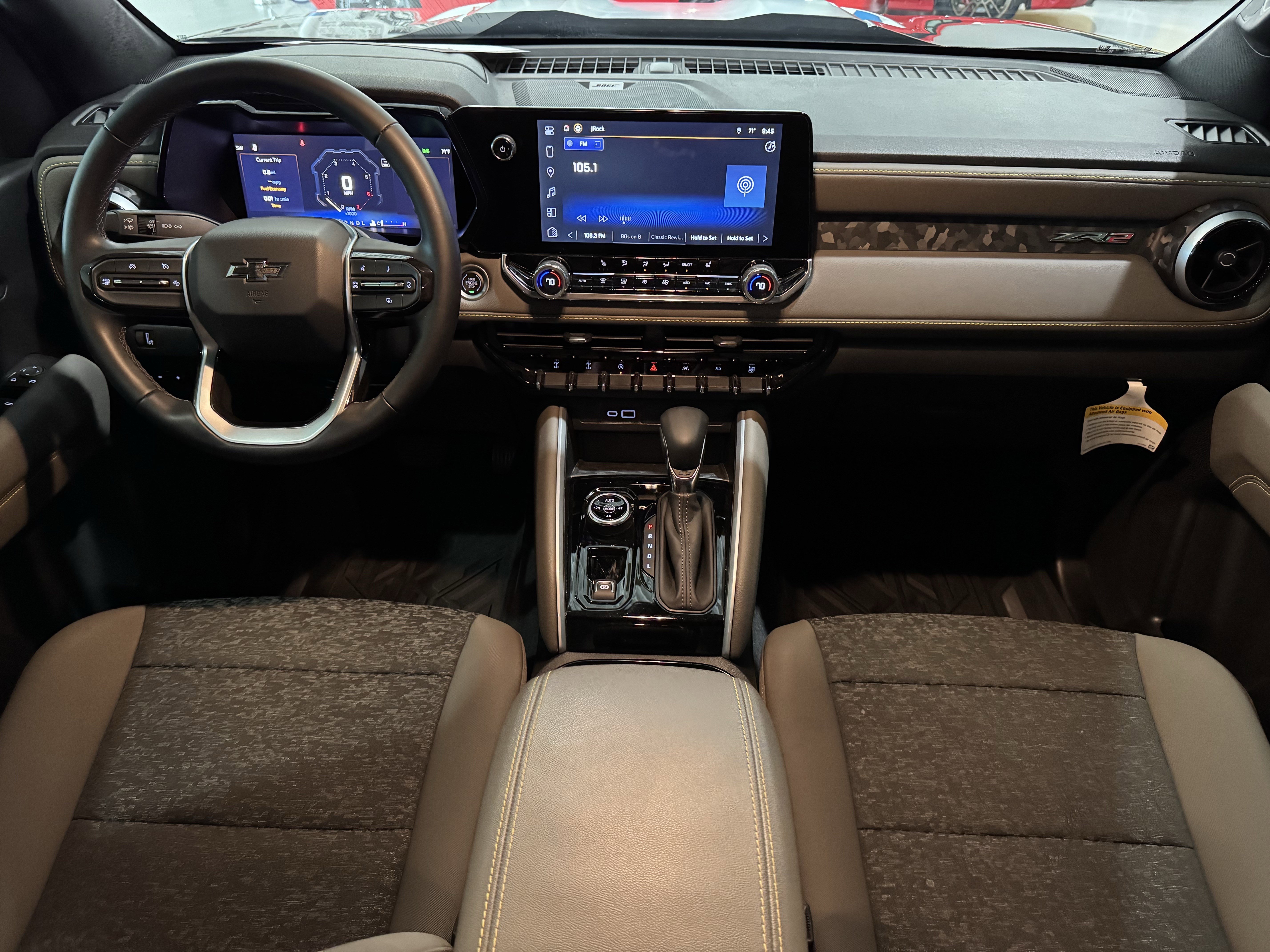 Used 2024 Chevrolet Colorado ZR2 w/ Technology Package image 21