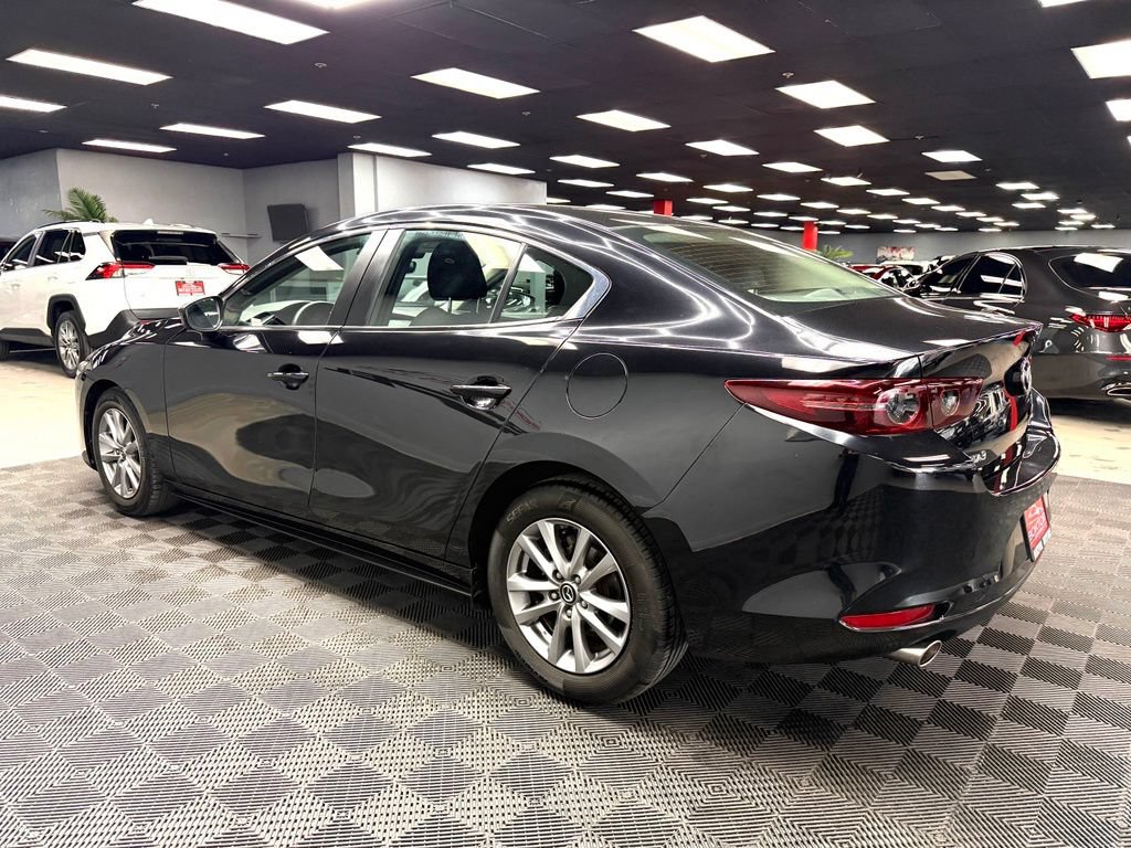 Used 2020 MAZDA MAZDA3 Sedan FWD image 9