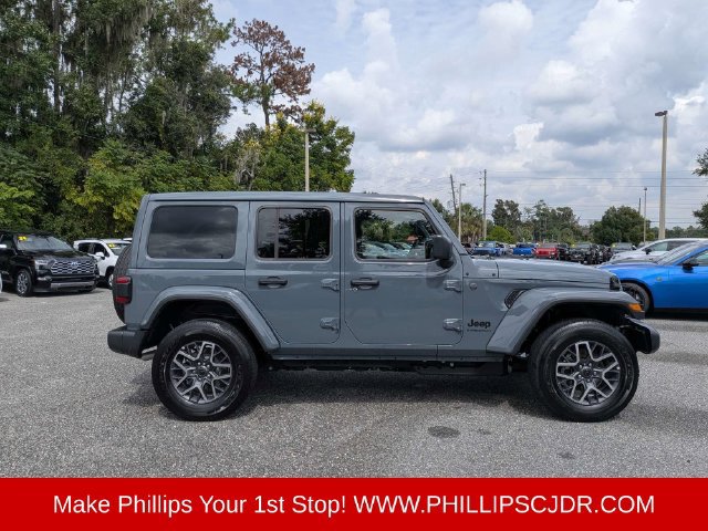 Certified 2026 Jeep Wrangler Unlimited Sahara AWD/4WD image 2