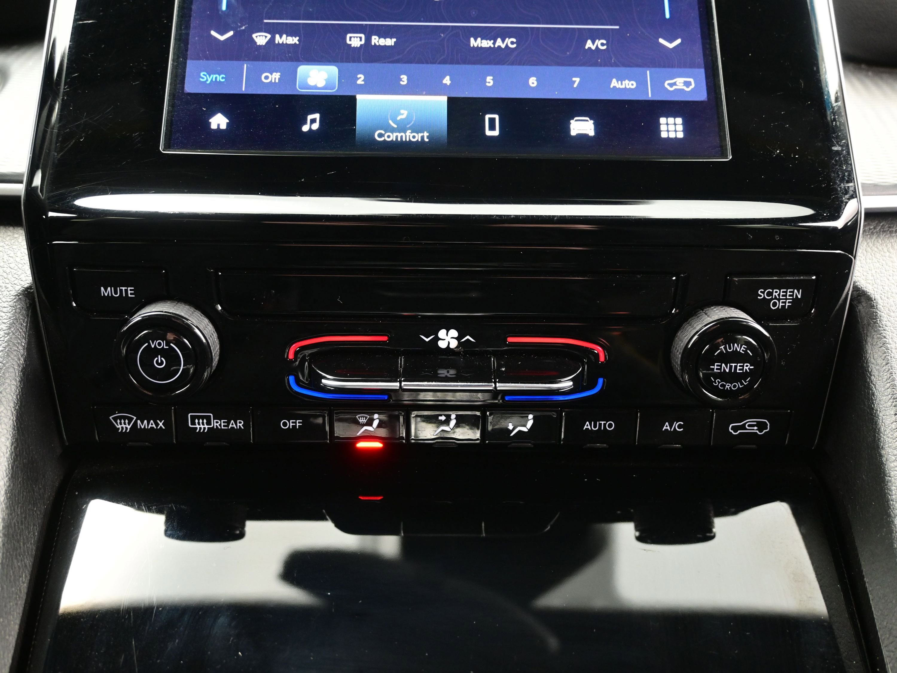 Used 2025 Jeep Grand Cherokee L Laredo w/ Trailer Tow Package image 22