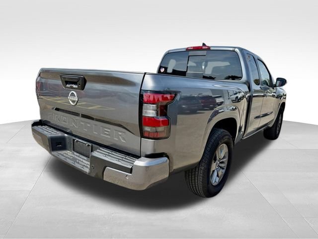 Certified 2025 Nissan Frontier SV RWD image 8