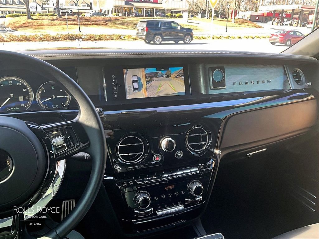 Used 2020 Rolls-Royce Phantom Sedan RWD image 8