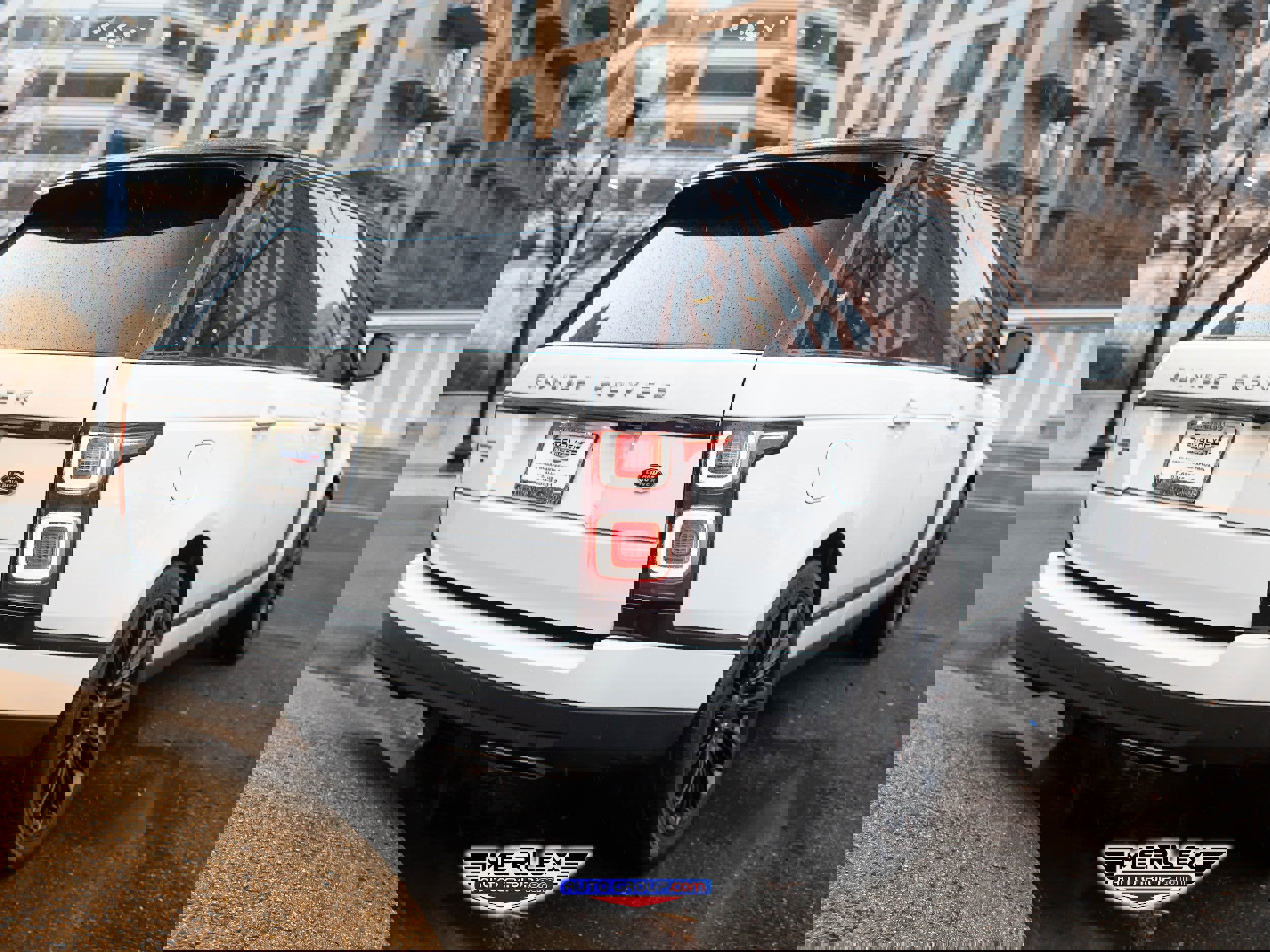 Used 2021 Land Rover Range Rover Autobiography image 7