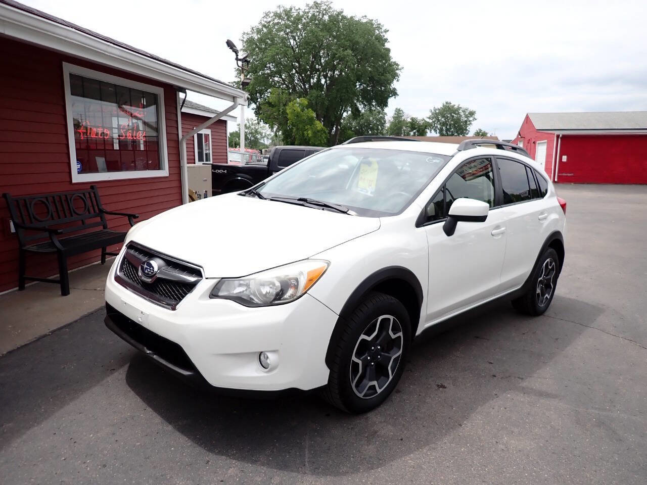 Used 2015 Subaru Crosstrek 2.0i Premium AWD/4WD image 3