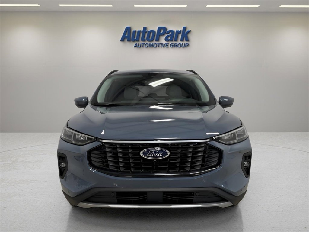 New 2026 Ford Escape SE w/ PHEV Premium Package image 2