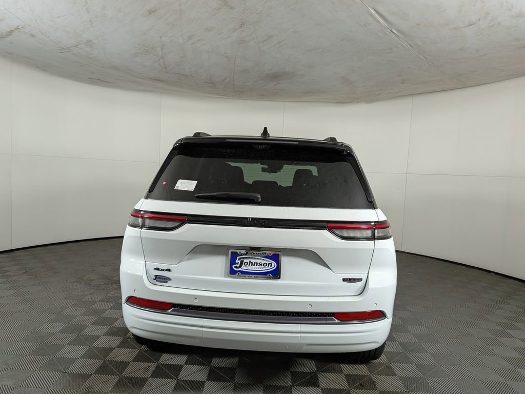 New 2026 Jeep Grand Cherokee Summit w/ Obsidian Package AWD/4WD image 8