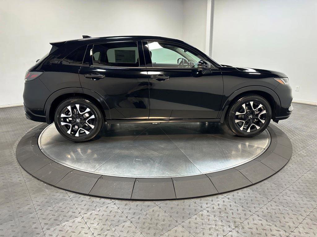 New 2026 Honda HR-V EX-L image 9