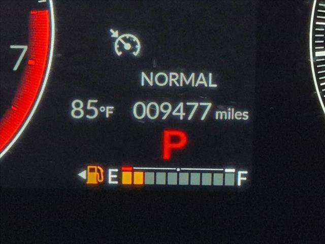 Used 2025 Honda Pilot Sport image 12