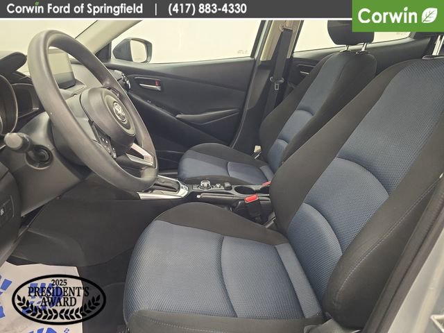 Used 2019 Toyota Yaris LE FWD image 18