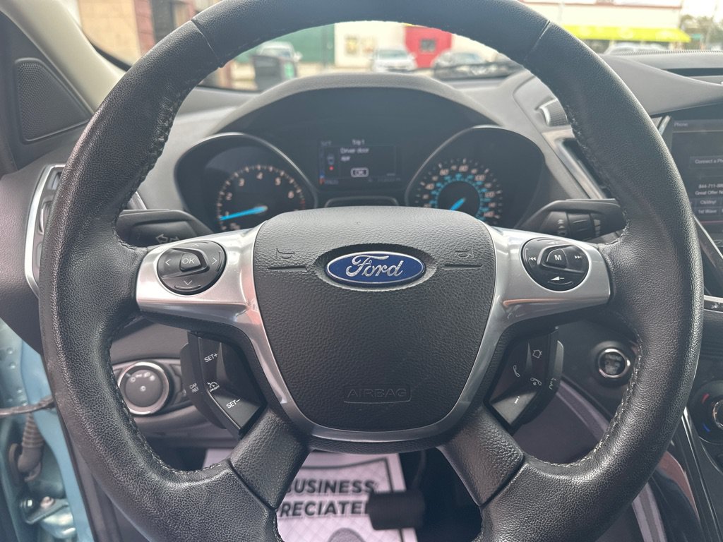 Used 2013 Ford Escape Titanium AWD/4WD image 24