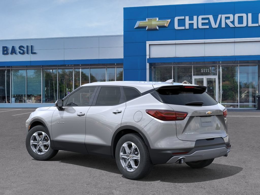 New 2026 Chevrolet Blazer LT w/ LPO, Floor Liner Package FWD image 3