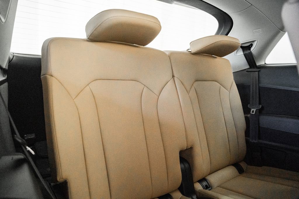 Used 2025 Audi Q7 2.0T Premium Plus w/ Premium Plus Package image 38
