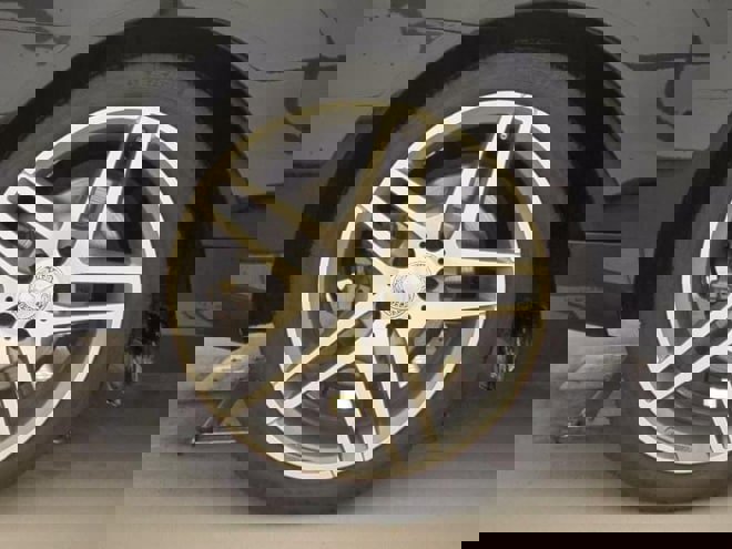 Used 2017 Mercedes-Benz E 400 E 400 4MATIC w/ Premium 2 Package image 9