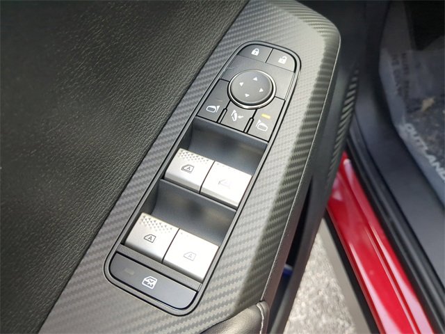 New 2025 Mitsubishi Outlander SE image 22