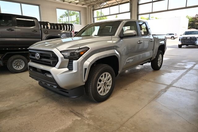 New 2026 Toyota Tacoma SR5 AWD/4WD image 8
