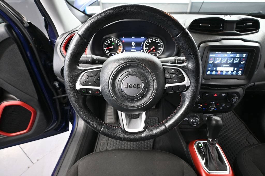 Used 2020 Jeep Renegade Trailhawk w/ Cold Weather Group AWD/4WD image 26