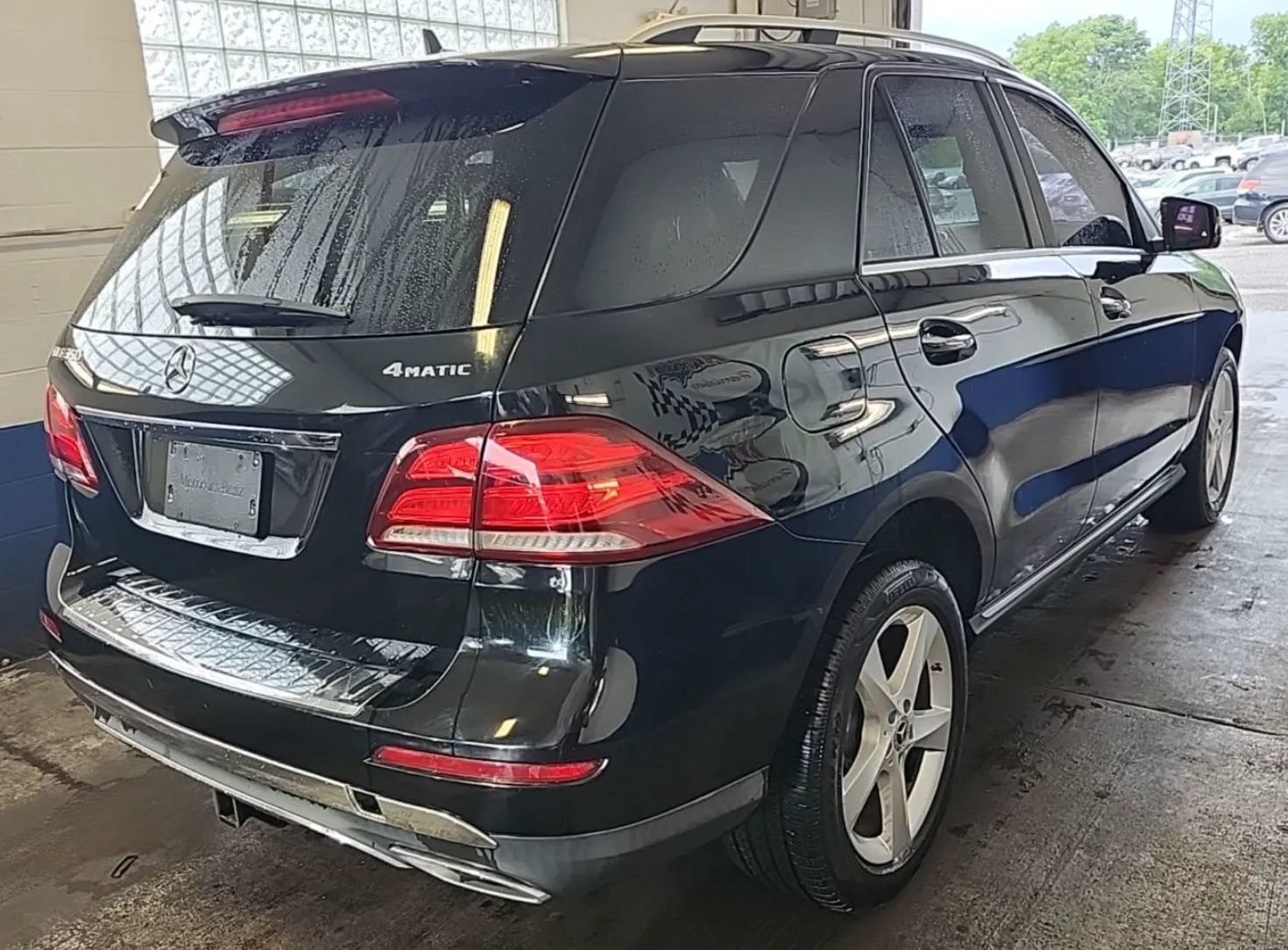 Used 2018 Mercedes-Benz GLE 350 4MATIC image 4