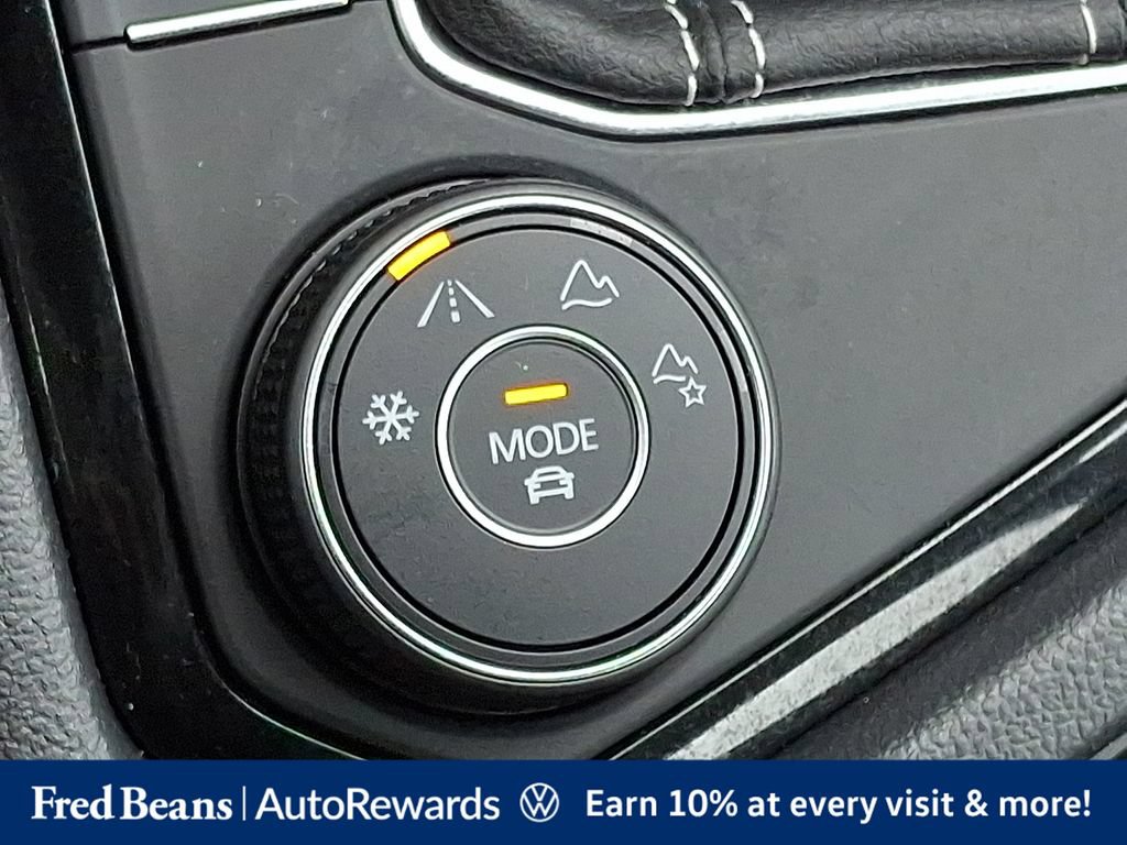 Certified 2023 Volkswagen Taos S AWD/4WD image 30