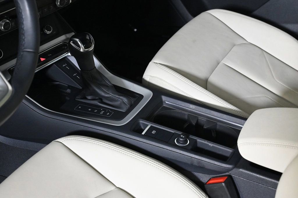 Used 2025 Audi Q3 2.0T Premium Plus w/ Premium Plus Package image 19
