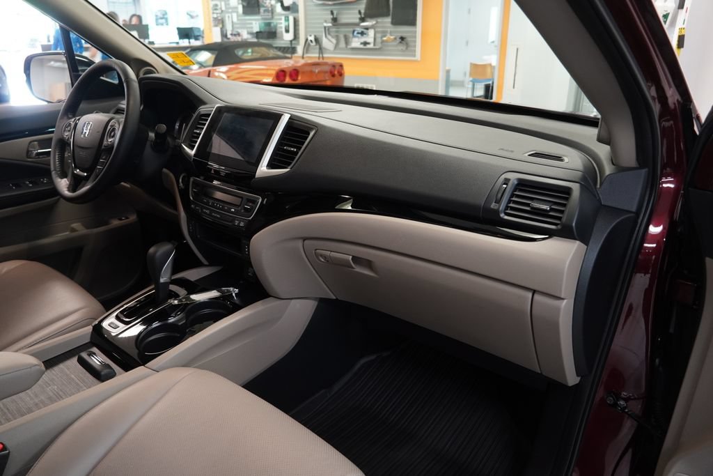 Used 2017 Honda Ridgeline RTL-E image 13