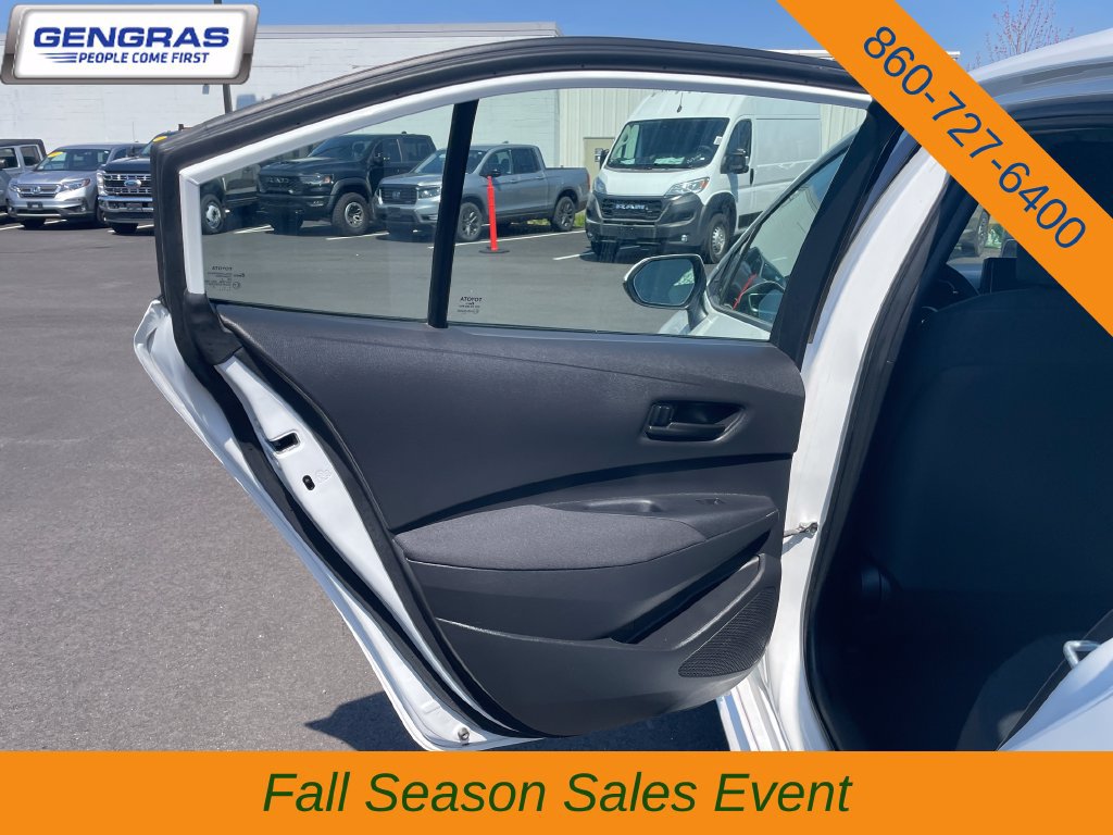 Used 2024 Toyota Corolla LE FWD image 24