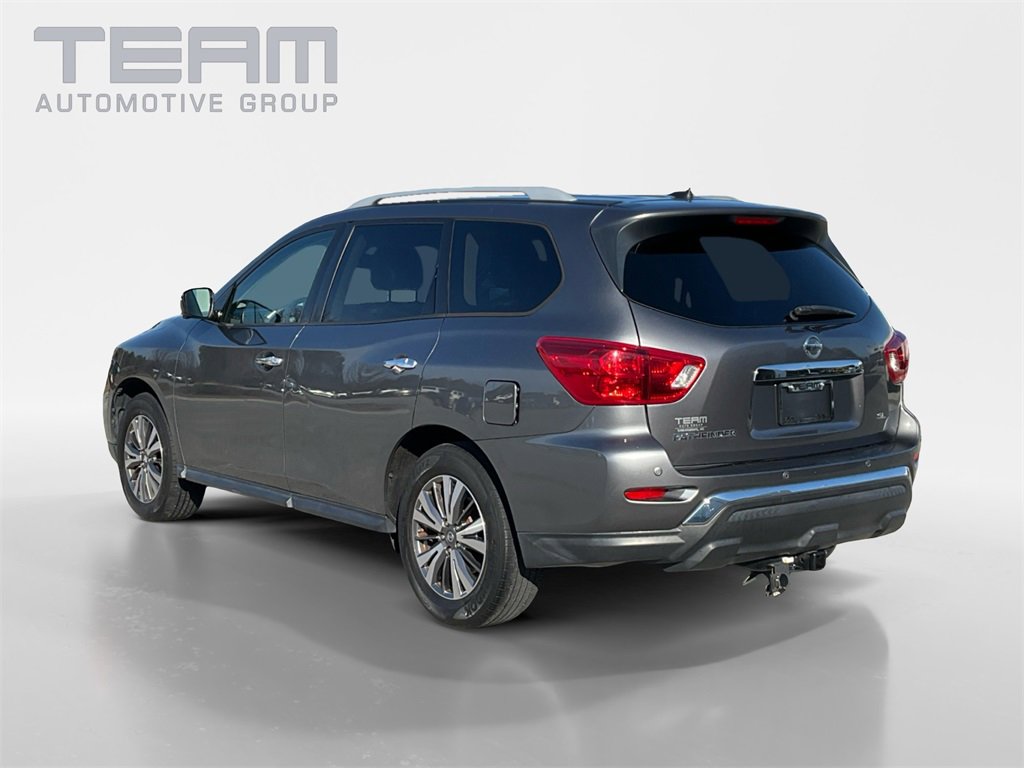 Used 2018 Nissan Pathfinder SL image 5