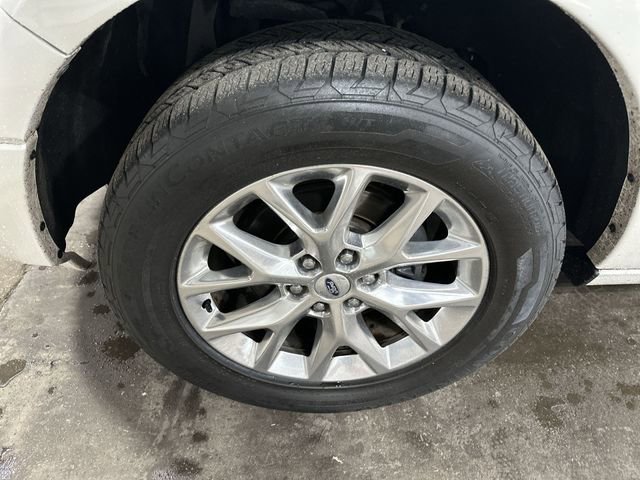 Used 2016 Ford Expedition Limited w/ Equipment Group 301A image 23