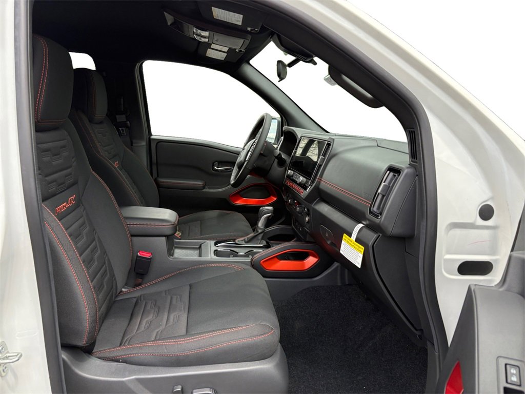 New 2025 Nissan Frontier PRO-4X image 15