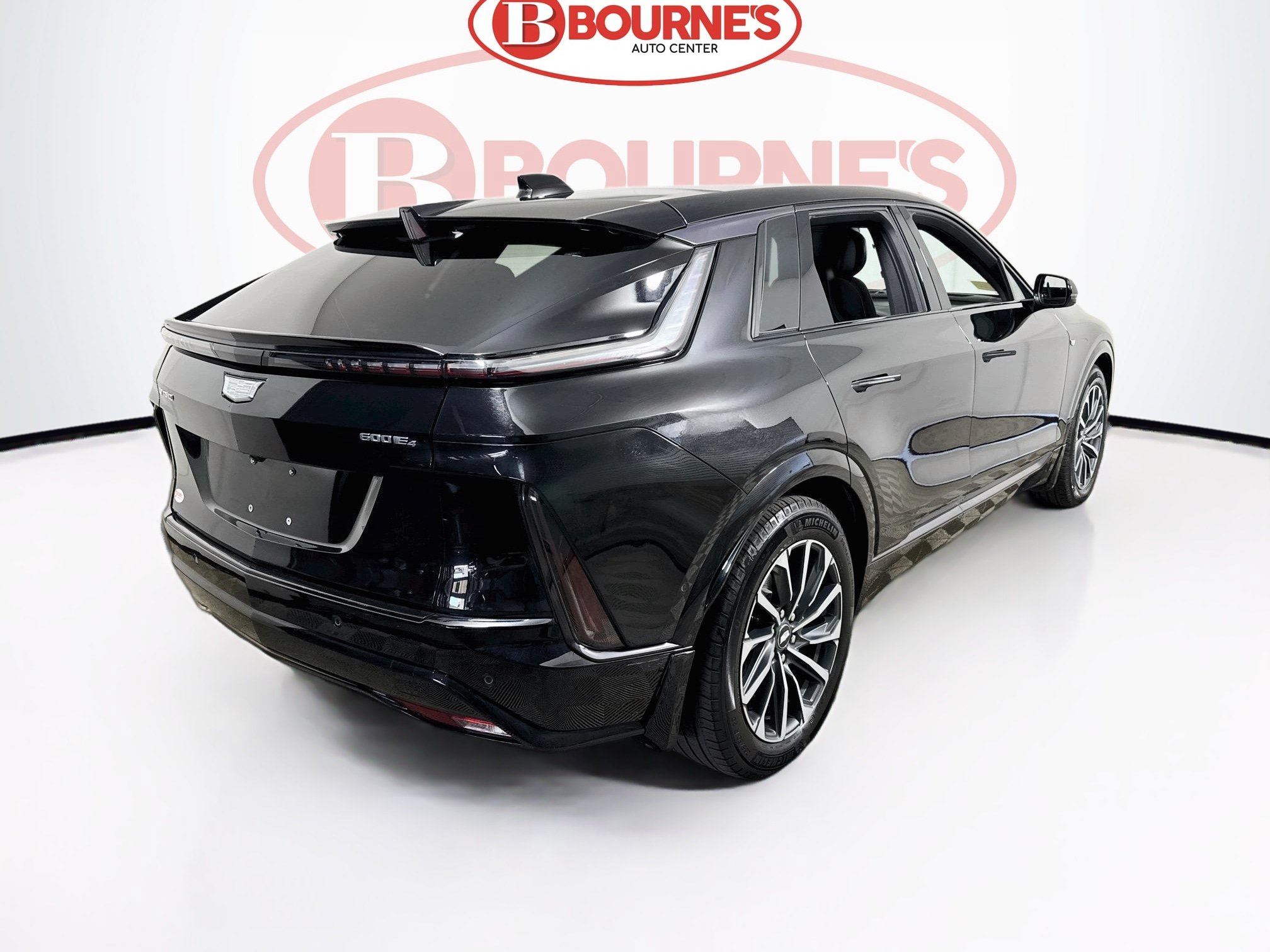 Used 2024 Cadillac Lyriq Sport w/ LPO, Floor Liner Package AWD/4WD image 11