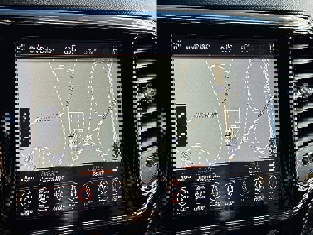 Certified 2022 Jeep Grand Cherokee Laredo X image 34