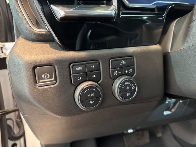 Used 2023 Chevrolet Silverado 1500 RST w/ Z71 Off-Road Package image 20