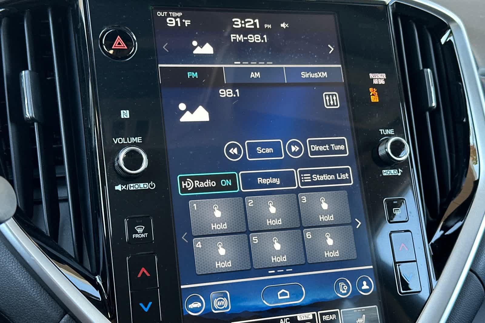 Used 2025 Subaru Ascent Limited w/ Popular Package #1 AWD/4WD image 18