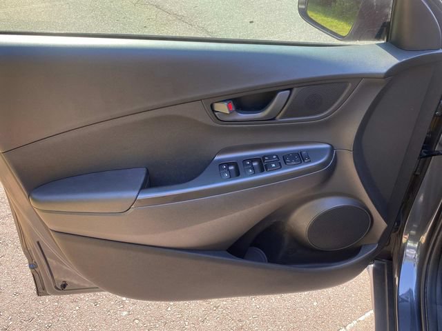 Used 2021 Hyundai Kona SEL w/ Cargo Package FWD image 12