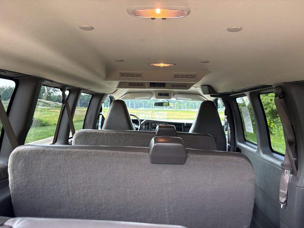 Used 2023 Chevrolet Express 3500 LS RWD image 50