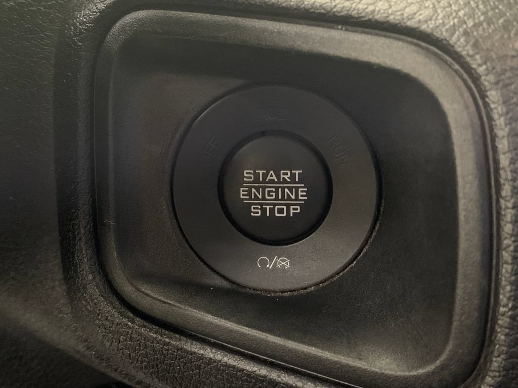 Used 2024 Jeep Wrangler Unlimited Sport AWD/4WD image 14