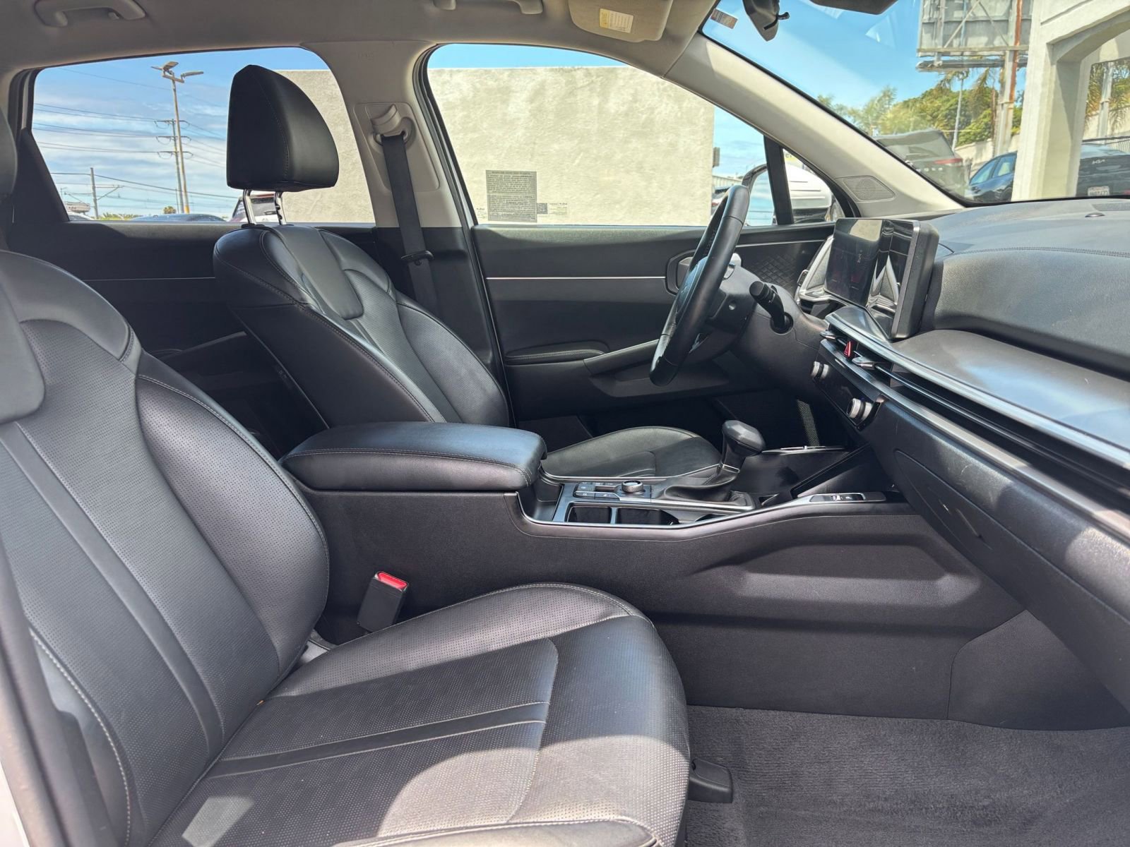 Used 2024 Kia Sorento S AWD/4WD image 39