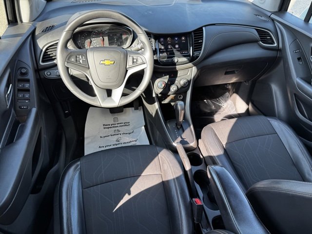 Certified 2022 Chevrolet Trax LT w/ LT Convenience Package image 8