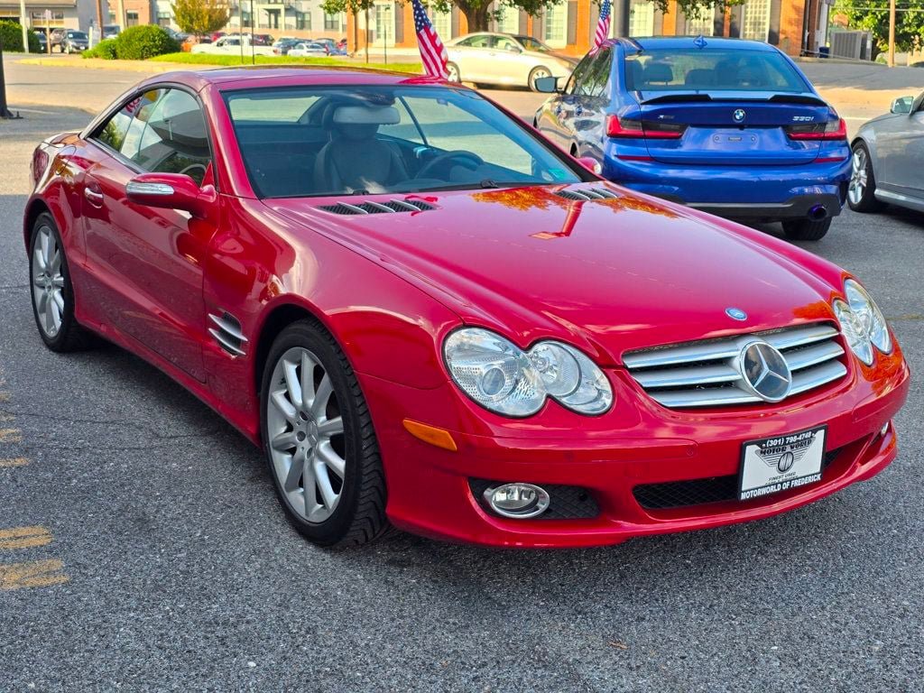 Used 2007 Mercedes-Benz SL 550 image 3