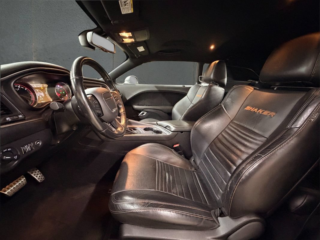Used 2016 Dodge Challenger R/T Scat Pack RWD image 23