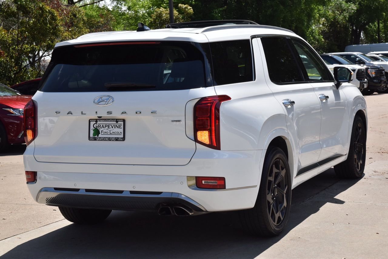 Used 2022 Hyundai Palisade Calligraphy image 8