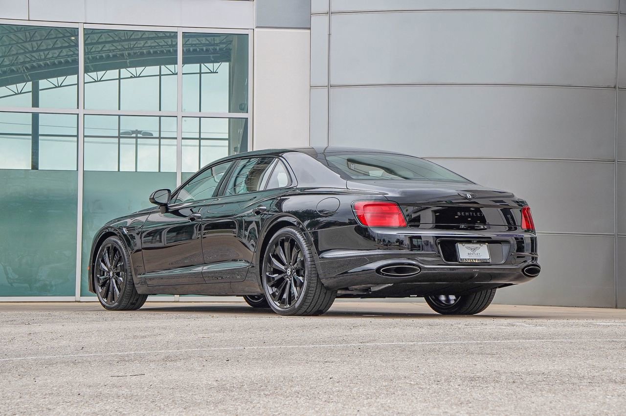 New 2026 Bentley Flying Spur Plug-In Hybrid image 3