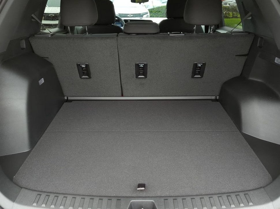 New 2027 Chevrolet Equinox LT FWD image 21